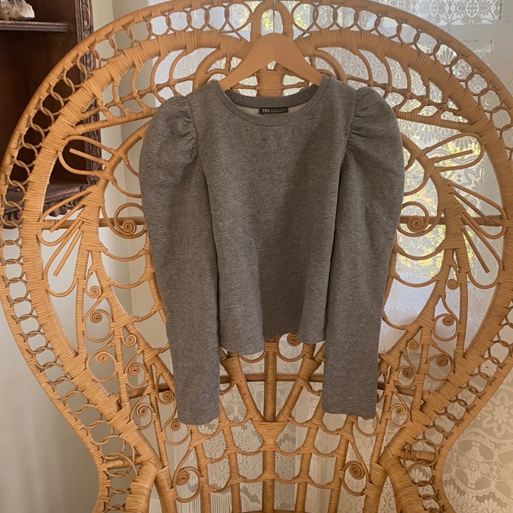 Zara puff sleeve sweater!